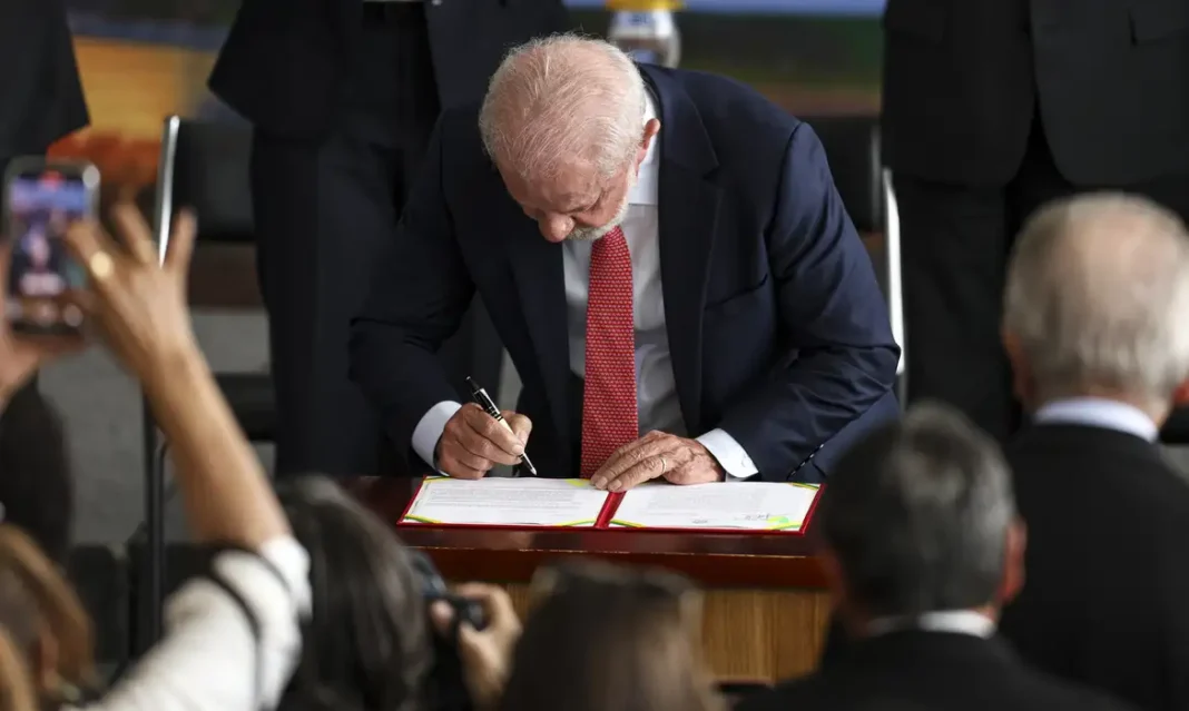 Lula veta integralmente PL da Dosimetria e devolve proposta ao Congresso Nacional