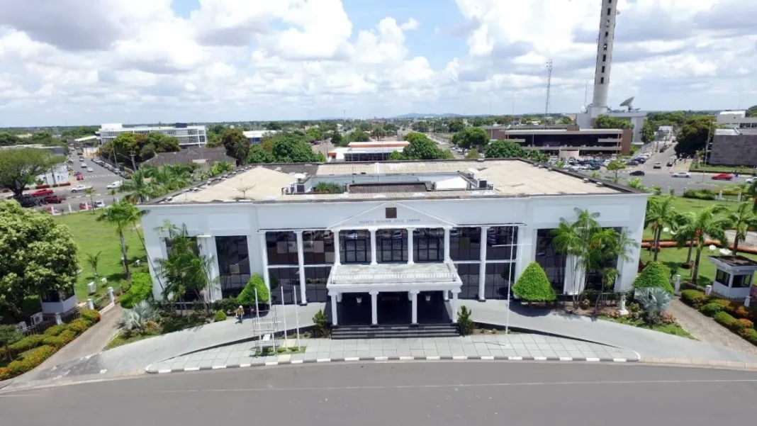 reajuste palacio senador helio campos roraima