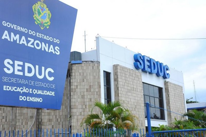 TCE-AM suspende contrato de R$ 1,3 bilhão da Seduc por indícios de irregularidades