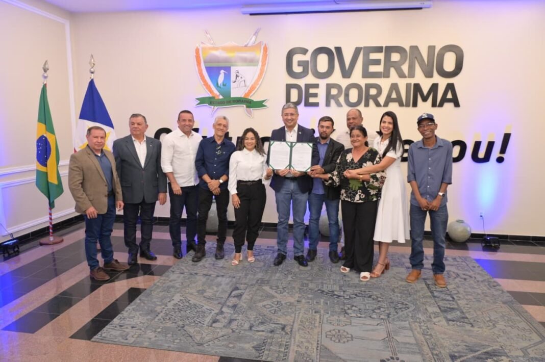 Posse novos profissionais do Iater - Foto: Divulgação/Secom