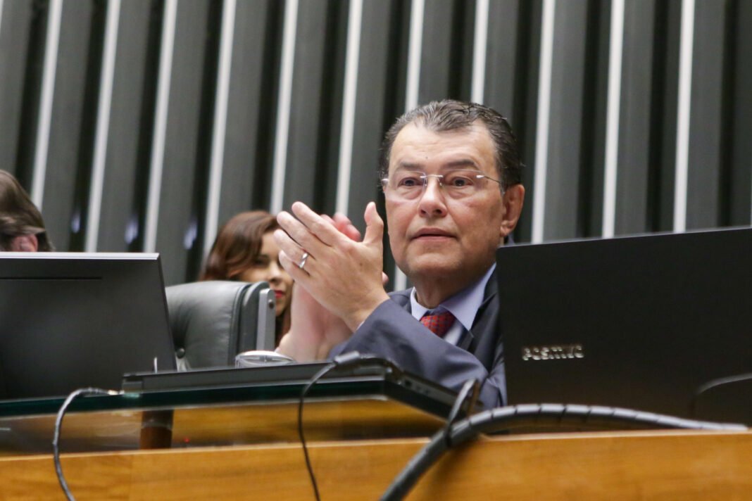 Levantamento do Instituto Census mostra Eduardo Braga na liderança da disputa ao Senado pelo Amazonas - Foto: Flickr.