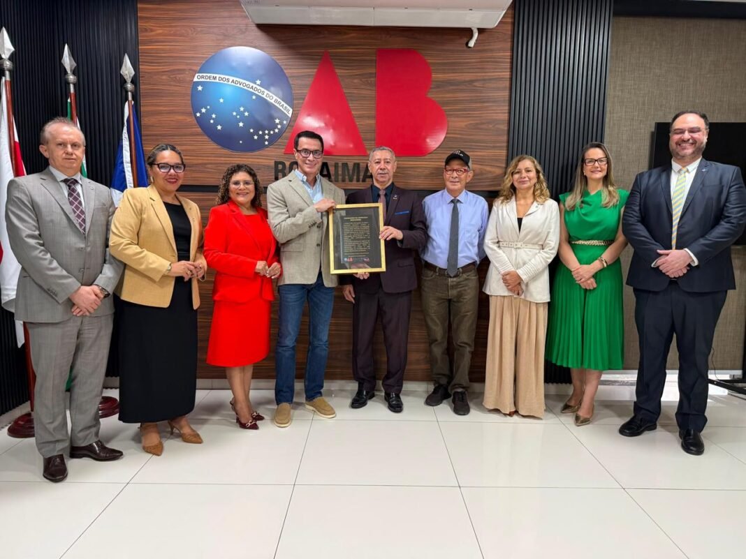 OAB-RR homenageia deputado Zé Haroldo Cathedral por atuação em defesa da advocacia e de Roraima